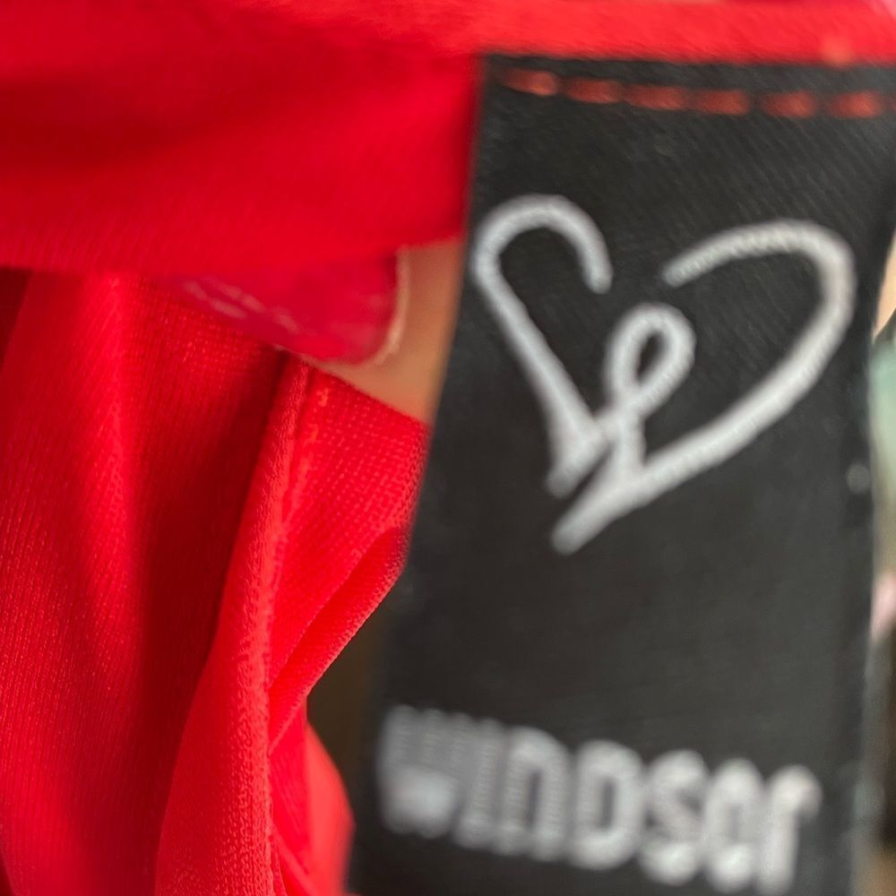 HOT RED HI-LOW SLEEVELESS DRESS‎ - Picture 10 of 11